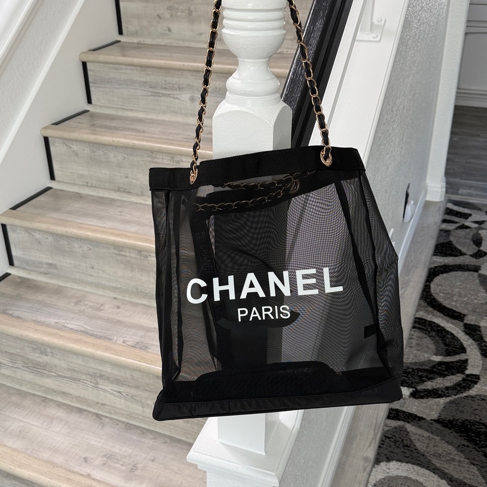 CHANEL Paris Mesh Tote & Pouch Set | Black Chain Shoulder Bag VIP AUTHENTIC NIP - Picture 2 of 4